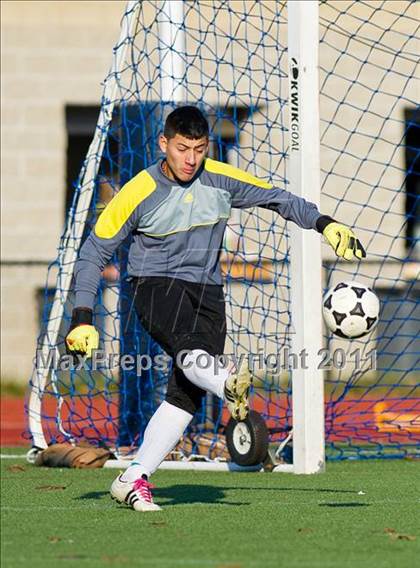 Thumbnail 1 in Greater New Bedford RVT vs Needham (MIAA D1 South Semifinal) photogallery.