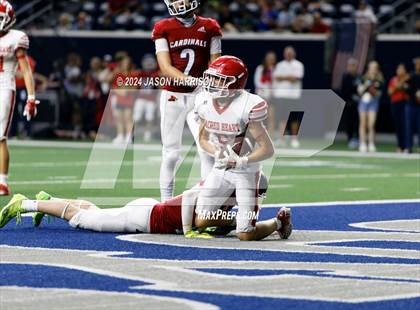 Thumbnail 2 in John Paul II vs. Sacred Heart photogallery.