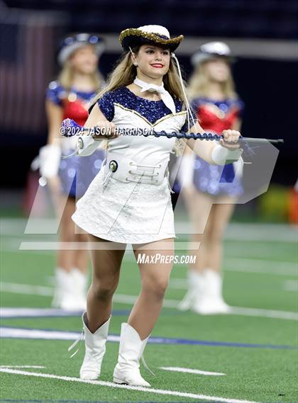 Thumbnail 3 in John Paul II vs. Sacred Heart photogallery.