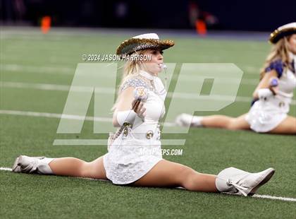 Thumbnail 2 in John Paul II vs. Sacred Heart photogallery.