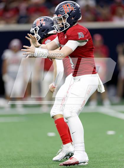 Thumbnail 1 in John Paul II vs. Sacred Heart photogallery.