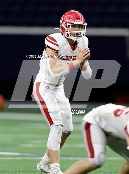 Thumbnail 3 in John Paul II vs. Sacred Heart photogallery.