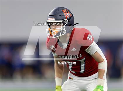 Thumbnail 1 in John Paul II vs. Sacred Heart photogallery.