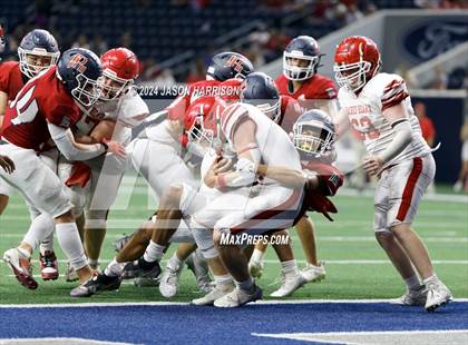 Thumbnail 3 in John Paul II vs. Sacred Heart photogallery.