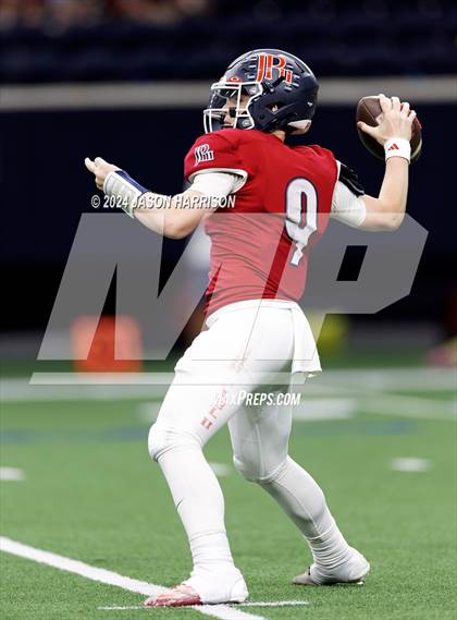 Thumbnail 3 in John Paul II vs. Sacred Heart photogallery.