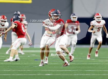 Thumbnail 2 in John Paul II vs. Sacred Heart photogallery.