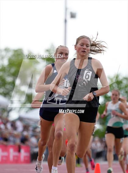 Thumbnail 3 in CHSAA Finals 4A (1600 Meter) photogallery.