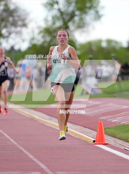 Thumbnail 3 in CHSAA Finals 4A (1600 Meter) photogallery.
