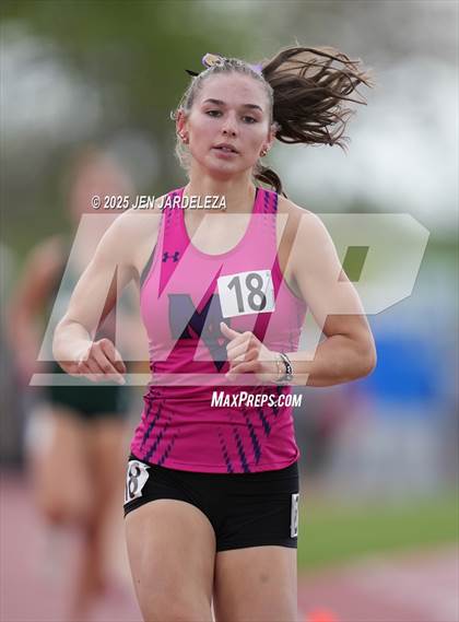 Thumbnail 3 in CHSAA Finals 4A (1600 Meter) photogallery.