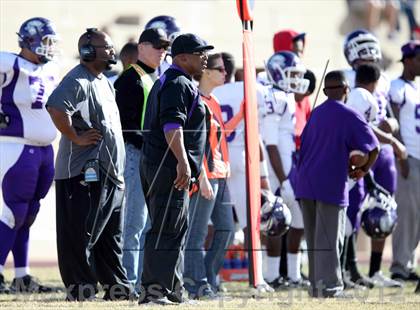 Thumbnail 1 in Denver South @ Mesa Ridge (CHSAA 4A Semifinal) photogallery.