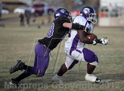 Thumbnail 2 in Denver South @ Mesa Ridge (CHSAA 4A Semifinal) photogallery.