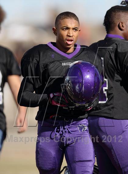 Thumbnail 2 in Denver South @ Mesa Ridge (CHSAA 4A Semifinal) photogallery.