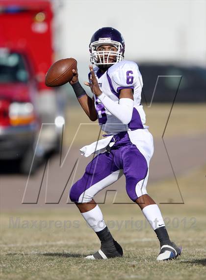 Thumbnail 2 in Denver South @ Mesa Ridge (CHSAA 4A Semifinal) photogallery.