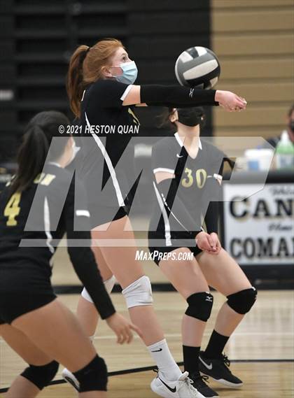 Thumbnail 2 in Villa Park @ Canyon photogallery.