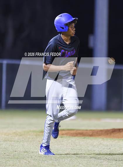 Thumbnail 3 in King @ Morgan photogallery.