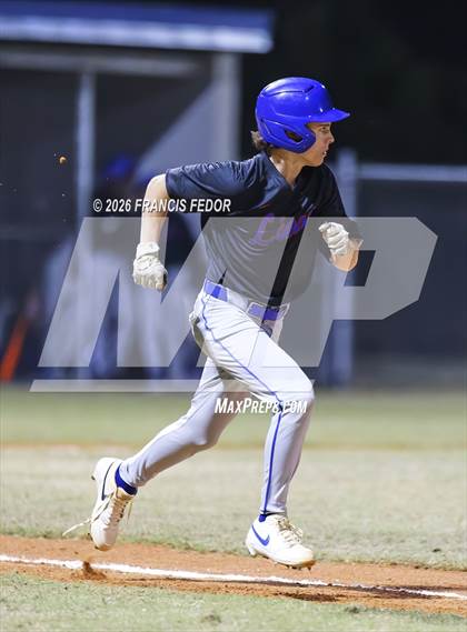 Thumbnail 2 in King @ Morgan photogallery.