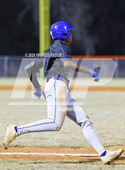 Thumbnail 3 in King @ Morgan photogallery.