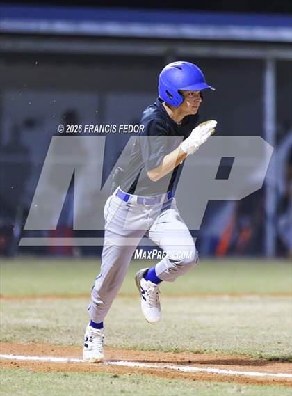 Thumbnail 3 in King @ Morgan photogallery.