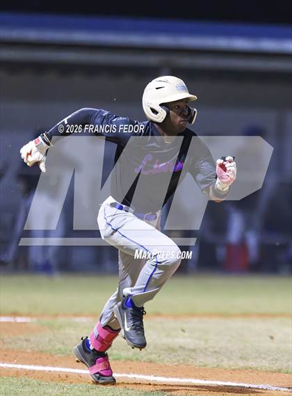 Thumbnail 1 in King @ Morgan photogallery.