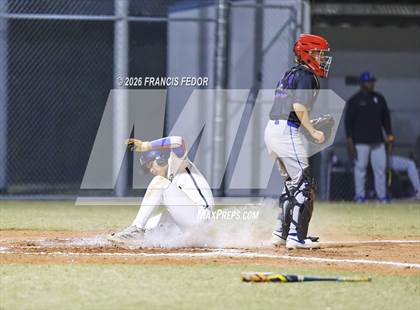 Thumbnail 3 in King @ Morgan photogallery.