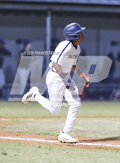 Thumbnail 1 in King @ Morgan photogallery.