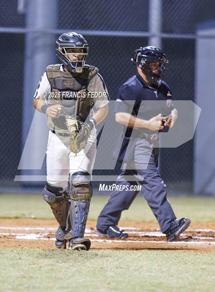 Thumbnail 2 in King @ Morgan photogallery.