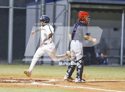 Thumbnail 2 in King @ Morgan photogallery.