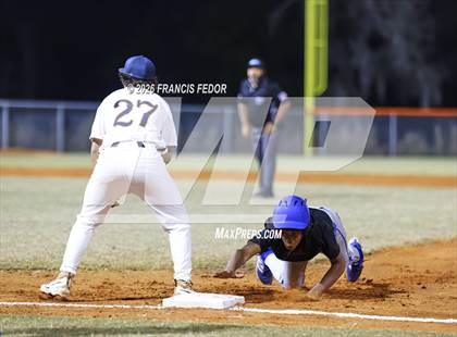 Thumbnail 1 in King @ Morgan photogallery.