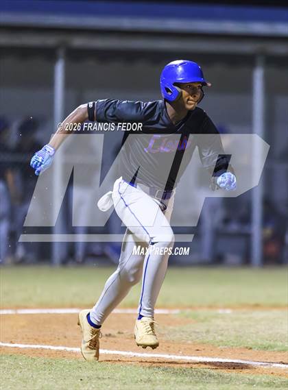 Thumbnail 3 in King @ Morgan photogallery.