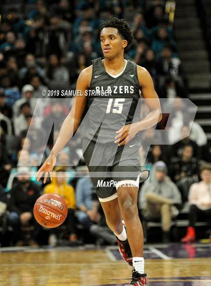 Thumbnail 2 in Sheldon vs. Sierra Canyon (CIF State Open Division Final) photogallery.