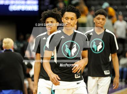 Thumbnail 3 in Sheldon vs. Sierra Canyon (CIF State Open Division Final) photogallery.