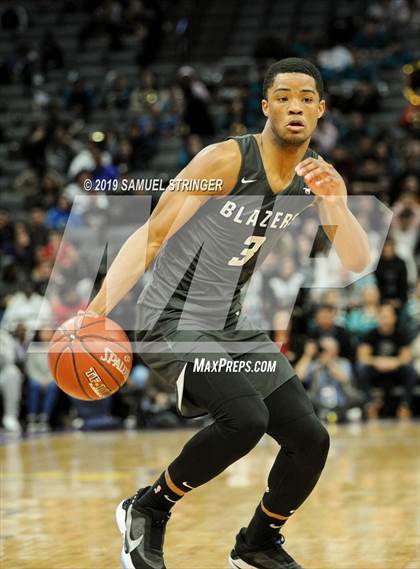 Thumbnail 1 in Sheldon vs. Sierra Canyon (CIF State Open Division Final) photogallery.