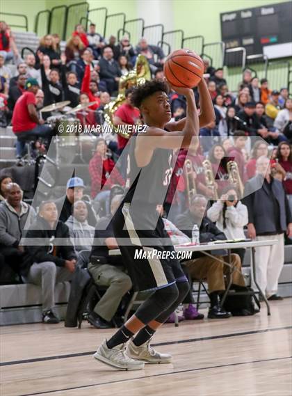 Thumbnail 1 in Van Nuys vs. King/Drew (CIF LACS D2 Final) photogallery.