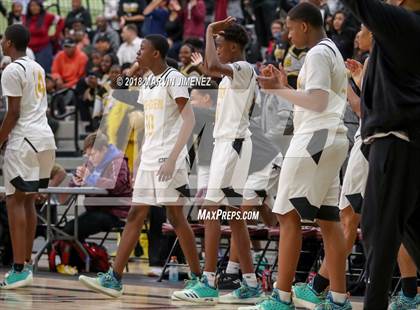Thumbnail 2 in Van Nuys vs. King/Drew (CIF LACS D2 Final) photogallery.