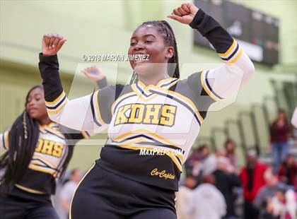 Thumbnail 3 in Van Nuys vs. King/Drew (CIF LACS D2 Final) photogallery.