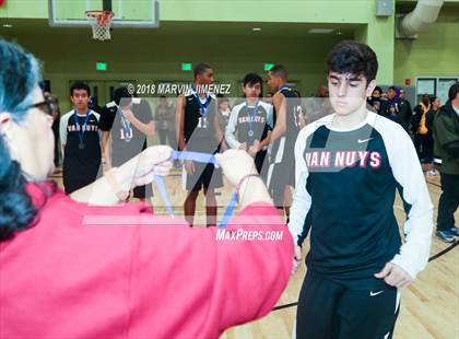 Thumbnail 3 in Van Nuys vs. King/Drew (CIF LACS D2 Final) photogallery.