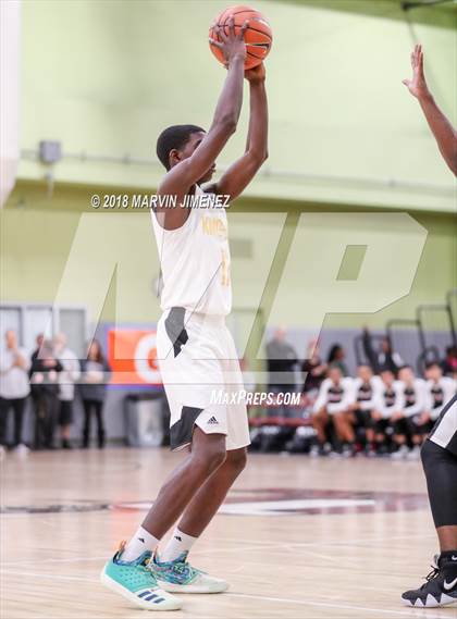 Thumbnail 1 in Van Nuys vs. King/Drew (CIF LACS D2 Final) photogallery.