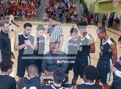 Thumbnail 2 in Van Nuys vs. King/Drew (CIF LACS D2 Final) photogallery.