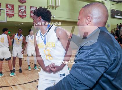 Thumbnail 2 in Van Nuys vs. King/Drew (CIF LACS D2 Final) photogallery.