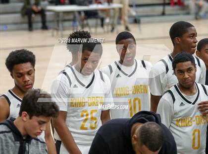 Thumbnail 3 in Van Nuys vs. King/Drew (CIF LACS D2 Final) photogallery.