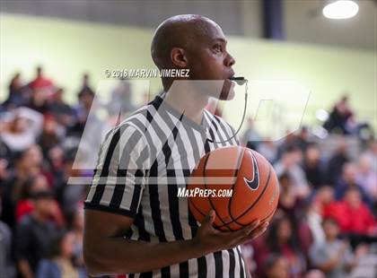 Thumbnail 1 in Van Nuys vs. King/Drew (CIF LACS D2 Final) photogallery.