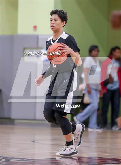 Thumbnail 1 in Van Nuys vs. King/Drew (CIF LACS D2 Final) photogallery.