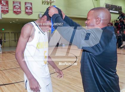 Thumbnail 2 in Van Nuys vs. King/Drew (CIF LACS D2 Final) photogallery.