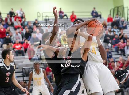 Thumbnail 1 in Van Nuys vs. King/Drew (CIF LACS D2 Final) photogallery.