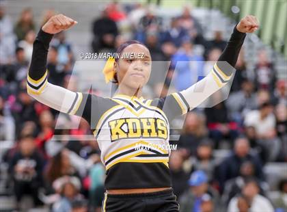 Thumbnail 3 in Van Nuys vs. King/Drew (CIF LACS D2 Final) photogallery.