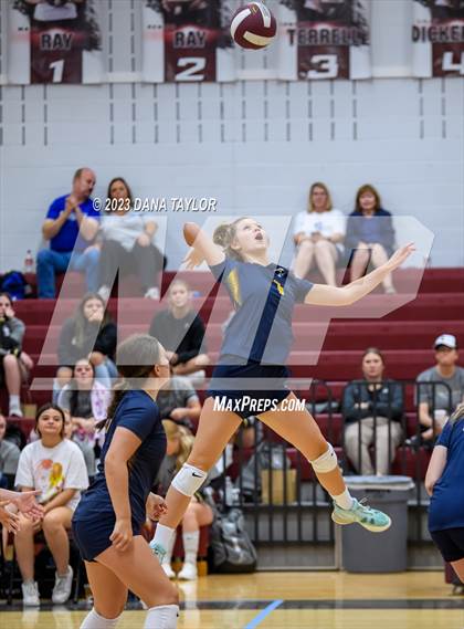 Thumbnail 3 in Garner vs Weatherford Christian (Poolville Summer Slam Tournament) photogallery.