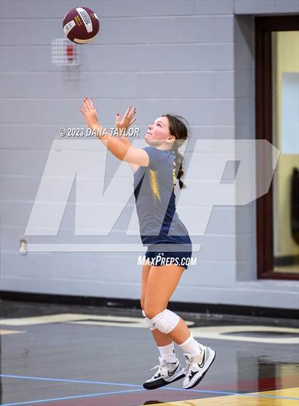 Thumbnail 2 in Garner vs Weatherford Christian (Poolville Summer Slam Tournament) photogallery.