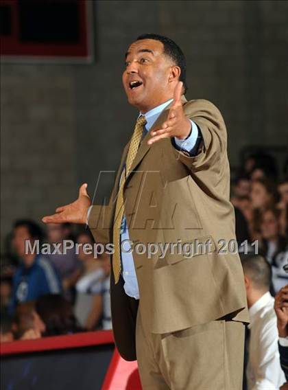 Thumbnail 2 in Flintridge Prep vs. Muir (CIF SS 5AA Final) photogallery.