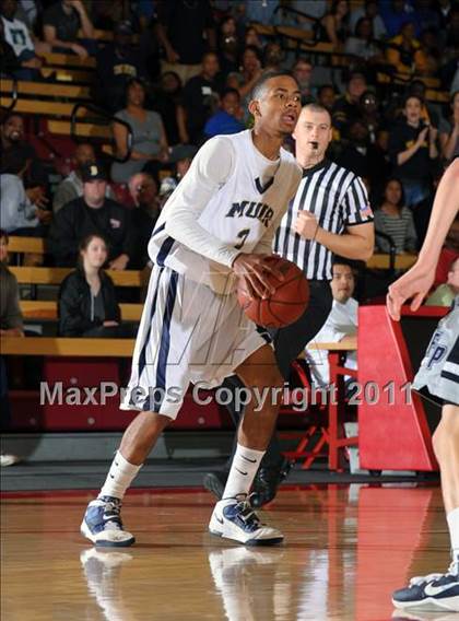 Thumbnail 3 in Flintridge Prep vs. Muir (CIF SS 5AA Final) photogallery.