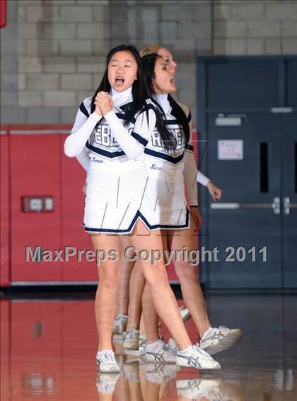 Thumbnail 3 in Flintridge Prep vs. Muir (CIF SS 5AA Final) photogallery.